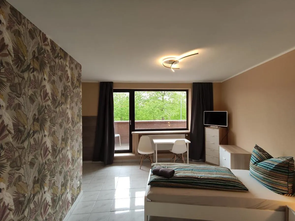 Home At Friends - City - Zu Hause Bei Freunden Dortmund 4*,
